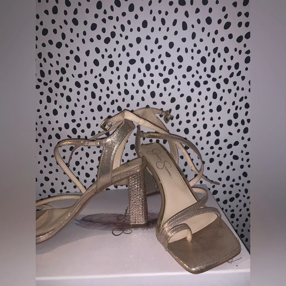 JESSICA SIMPSON HEELS 8 1/2 - Picture 1 of 3